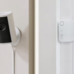 Amazon reduce el paquete Indoor Cam Plus y sensor de contacto de Ring de $ 80 a solo $ 45
